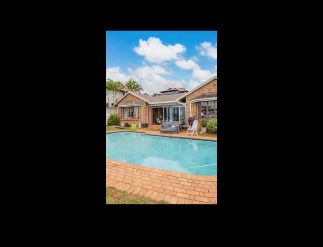 9 BEDROOM FREESTANDING FOR SALE IN HERRWOOD PARK